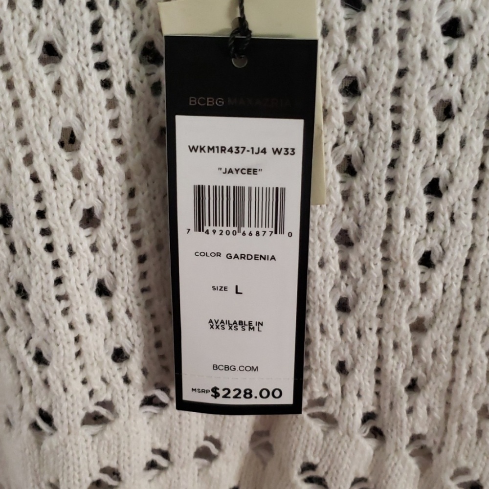 BCBG sweater - Picture 4 of 4